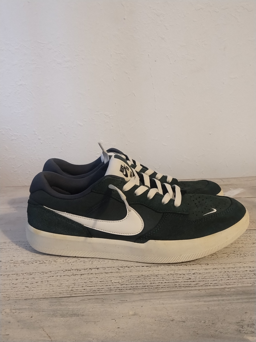 NikeNike Force 58 SB 'Vintage Green' Men DV5477-301  size 10 very good condition